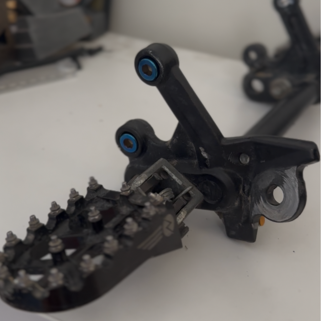 Titanium Surron Light Bee X Peg Bracket Bolts (Set Of 4)